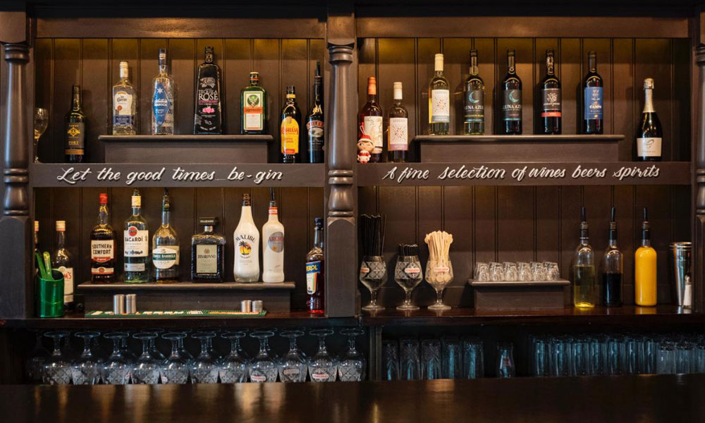 Food and Drink - The Alma at Deal